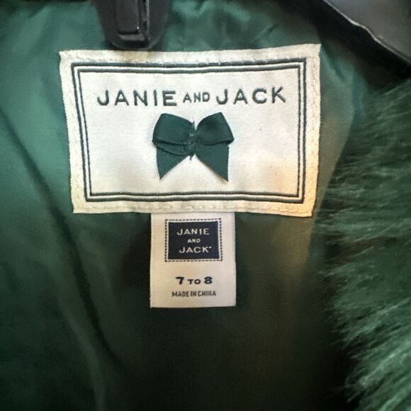 Janie and Jack 7 to 8 Emerald Green Faux Fur Christmas Bolero - Picture 3 of 5